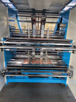 SFC 2200 Vollautomatische 5-Schicht-Fluet-Laminationsmaschine