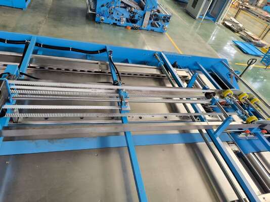 High Speed Flute Laminator Machine Equipped with Lead Edge Feeding and Top Sheet Alignment Systems for Optimal Corrugated Lamination