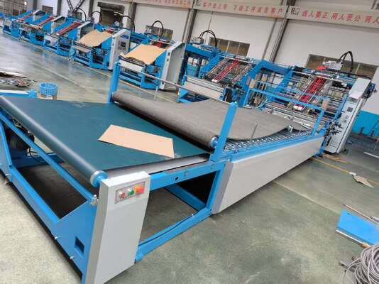 Automatische Wellenlaminiermaschine für die Hochgeschwindigkeitslaminierung von Wellpappe und Litho-Laminierarbeiten