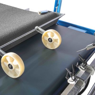 automatisches 150-800gsm gerunzelt, um die Befestigung der Maschine und des Flip Flop Pile Turner With-Paletten-Staplers zu tapezieren